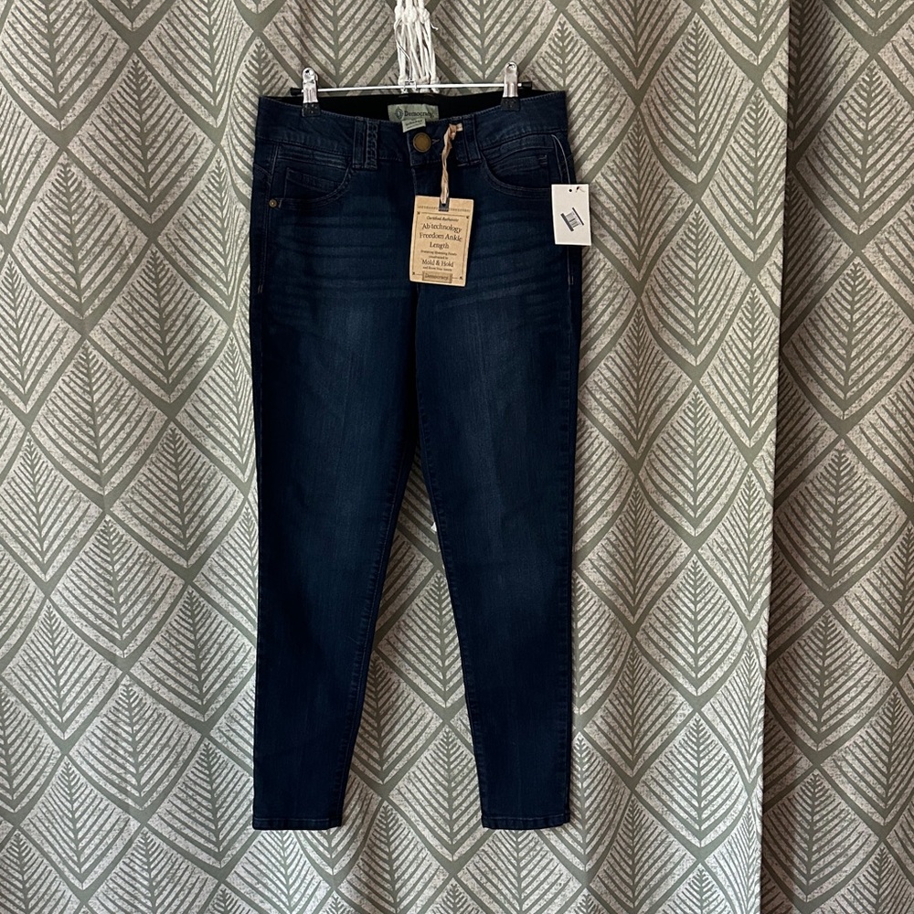 Democracy Women's Deep Indigo Skinny Jeans
